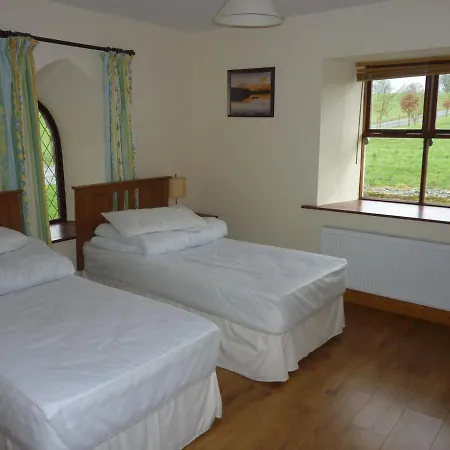 Castlehamilton And Activity Centre Tatil Evi *