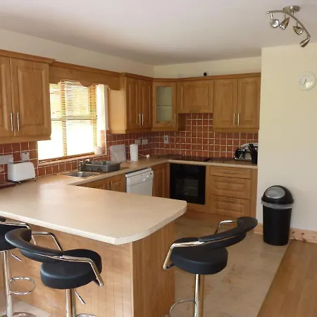 Semesterbostad Castlehamilton And Activity Centre