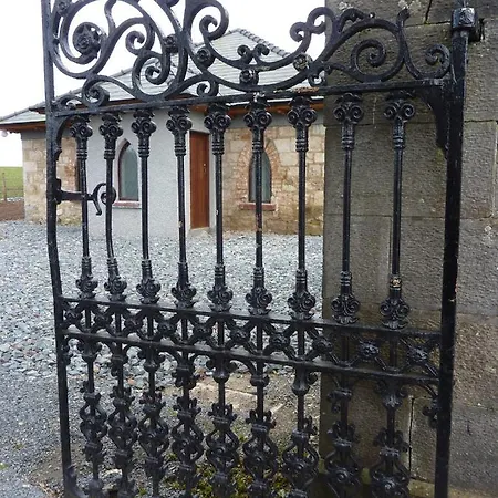 Ferienhaus Castlehamilton And Activity Centre Cavan