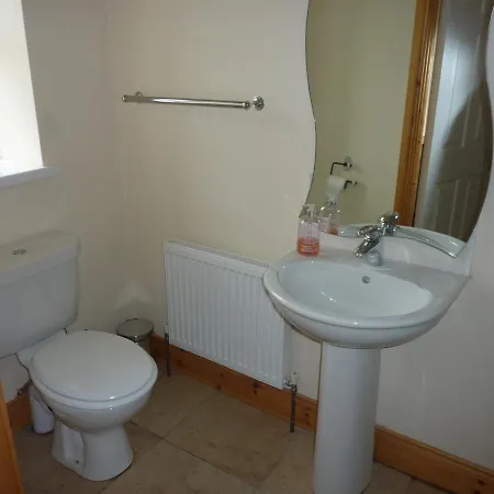 Castlehamilton And Activity Centre Semesterbostad *