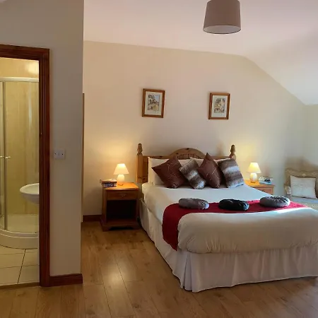 Castlehamilton And Activity Centre *