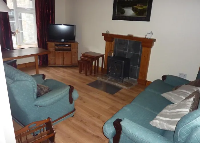 Castlehamilton And Activity Centre Ferienhaus